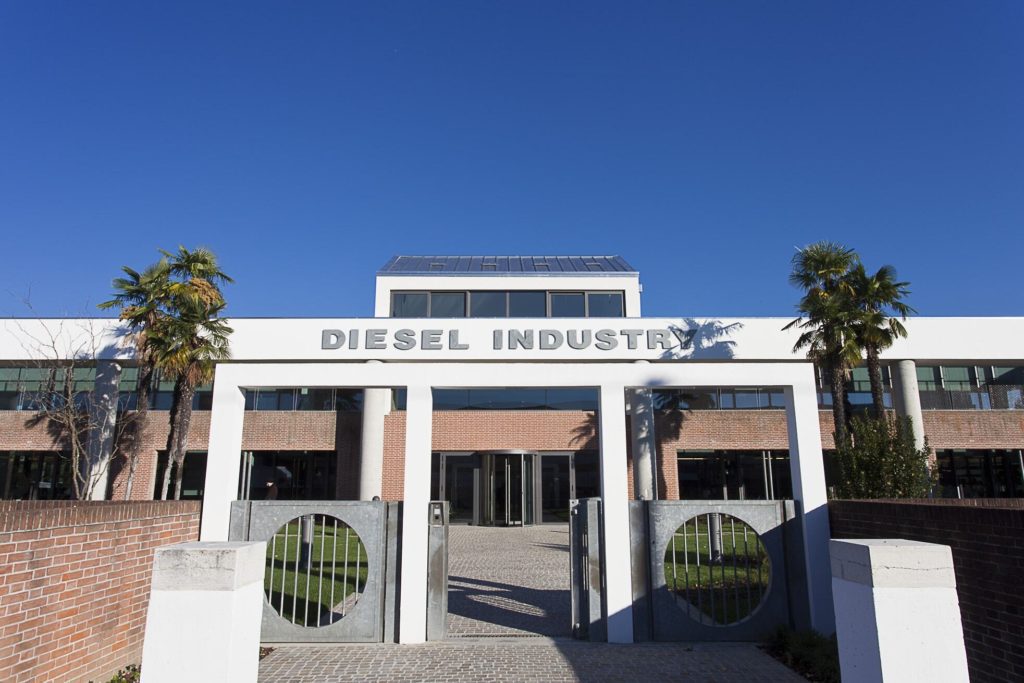 Bureaux Diesel Industry
