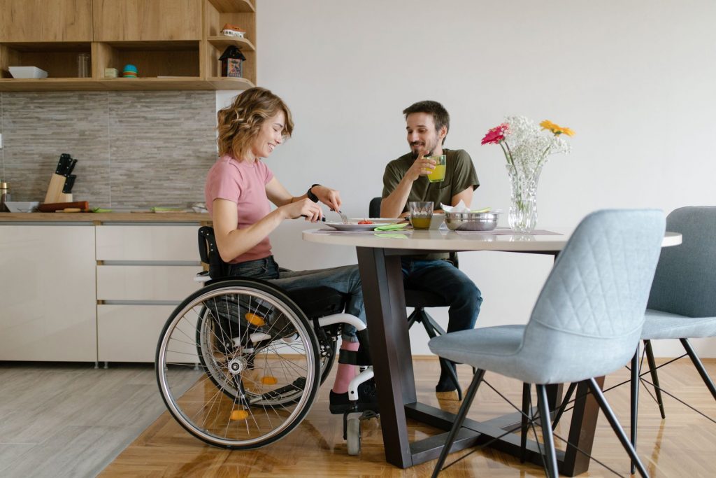 personnes handicapées maison connectée